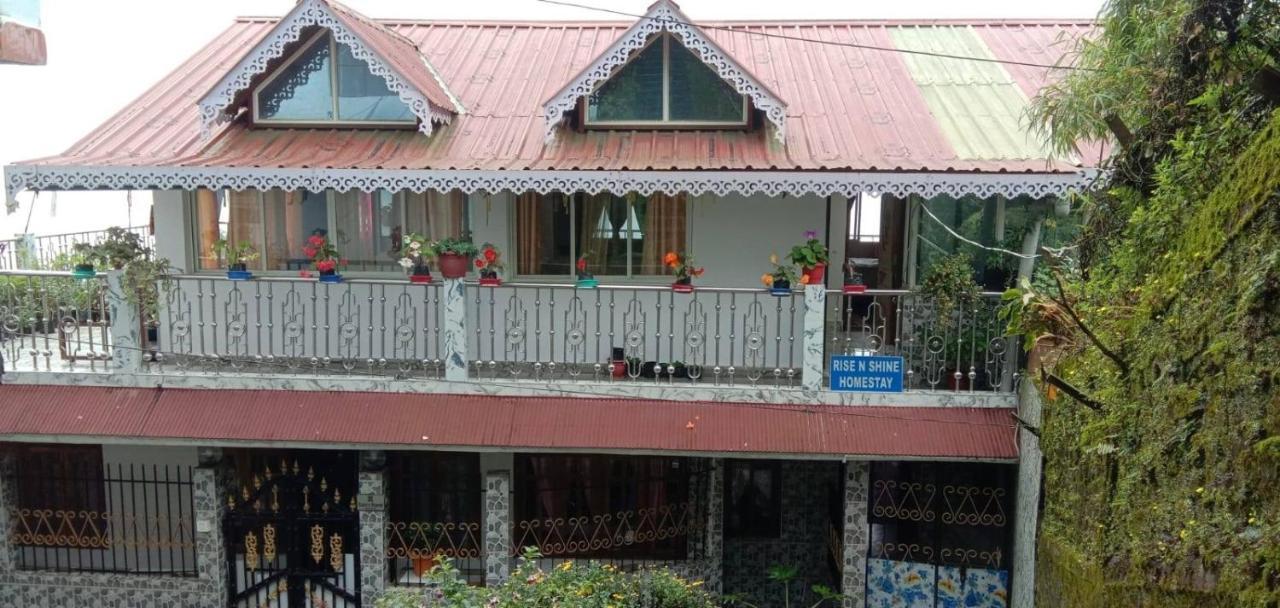 Rise N Shine Homestay Darjeeling  Bagian luar foto