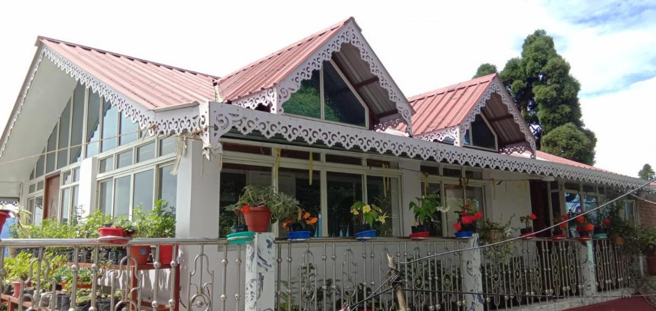 Rise N Shine Homestay Darjeeling  Bagian luar foto